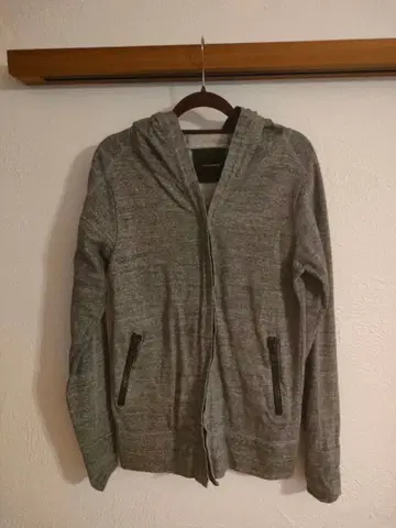 립윈클 그레이 후드 부착 후드티