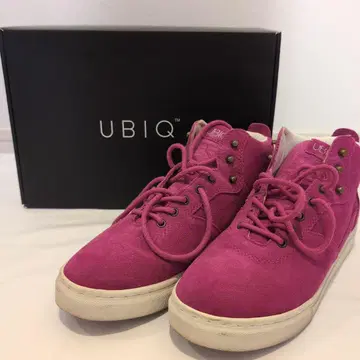 UBIQ 핑크 스웨이드 하이컷 스니커즈
