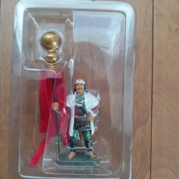 델프라드 전국 패왕 마표를 든 족경