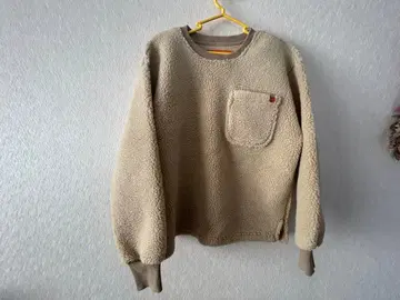 UNIVERSAL OVERALL 보아 크루 풀오버