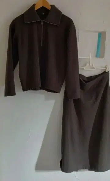 UNIQLO 브러쉬드 저지 스커트 셋업 상하의 모두 Msize