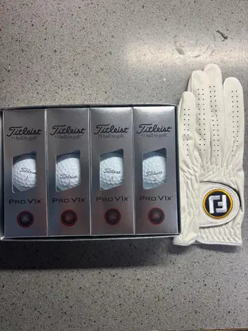 새상품 Pro V1x 1더즌 + 그로브 1개 세트