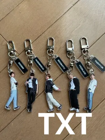 4OIN 아크릴 키링 TXT 멤버 전원 5개 세트
