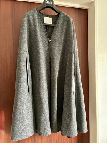 AK+1 데미룩스 빔즈 트리밍 판초 코트