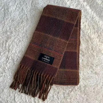 울과 캐시미어의 체크 무늬 머플러