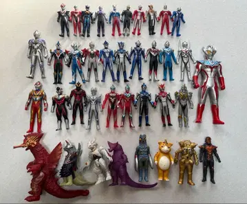 울트라맨 괴수 소프트 비닐 피규어 묶음 판매 38체