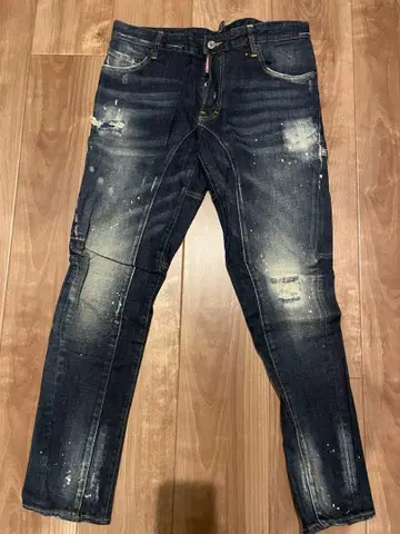 디스퀘어드 데님. 청바지