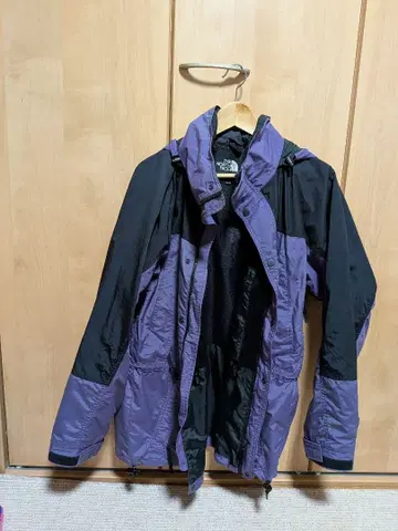 THE NORTH FACE 후드 부착 마운틴 파카