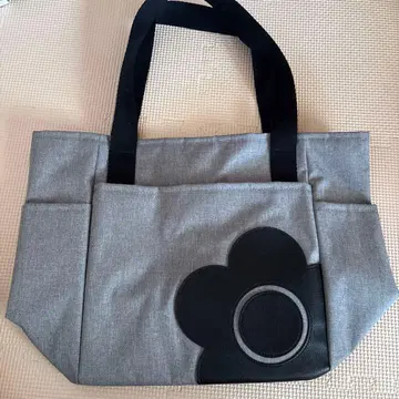 그레이 마리쿠와 모티브 토트백