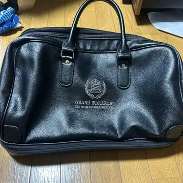GRAND MONARCH 블랙 비즈니스 백
