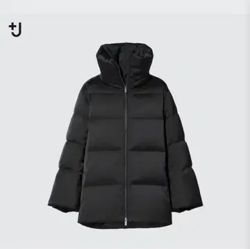 유니클로 +J 다운 볼륨 자켓 블랙