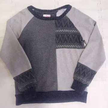 새상품급 티티카카 mix 긴팔 맨투맨 트레이닝복 니트 프리 사이즈