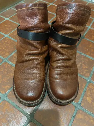 트리픈 브라운 가죽 부츠 37