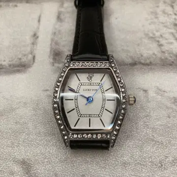 LUCKY FOX 스톤 장식 캐주얼 시계 가동품
