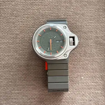 세이코 x 카반드 주카 돌진 보드 시계 SEIKO ZUCCa