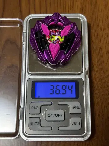 베이블레이드 X 드란버스터 바이올렛 중량 36.94g 블레이드만