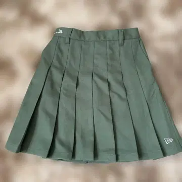 NewEra 올리브 그린 플리츠 스커트