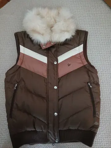 르꼬끄 스포르티브 레이디 다운 베스트