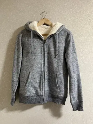 유니클로 여성용 보아 후드티 L 사이즈 그레이