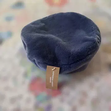 미사용 택 포함 KATHARINEHAMNETT 복슬복슬 베레모