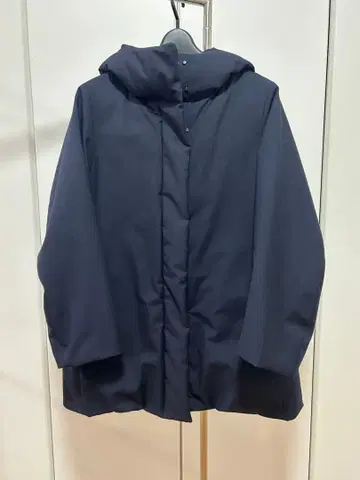 유니클로 하이브리드 다운 코트