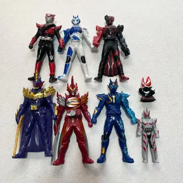 가면라이더 소프트 비닐 피규어 묶음 판매