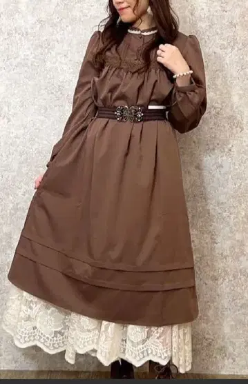 axes femme 요크 절개 원피스