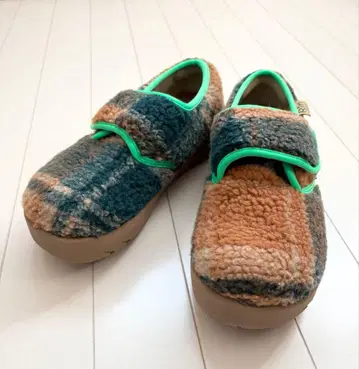 린 클로버 보아 소재 경량 통굽 신발 M 미사용 Rin Clover