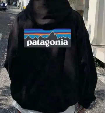 미개봉 새상품 Patagonia 파타고니아 블랙 후드티 후드 부착 XL