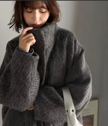 클래식 엘프 MIX 샤기 히요쿠 스탠드넥 미들 기장 코쿤 슬리브 코트