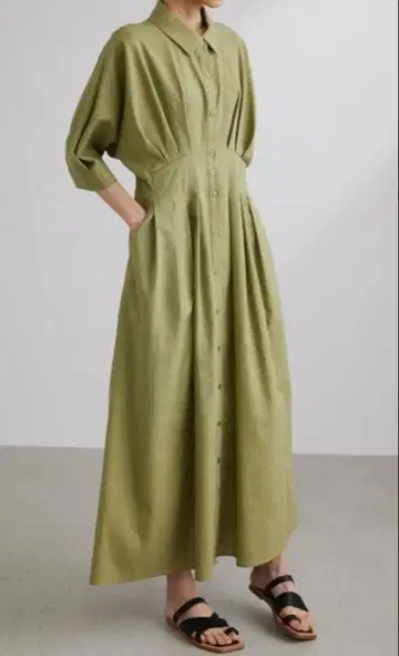 [새상품] 올리브색 반팔 셔츠 원피스