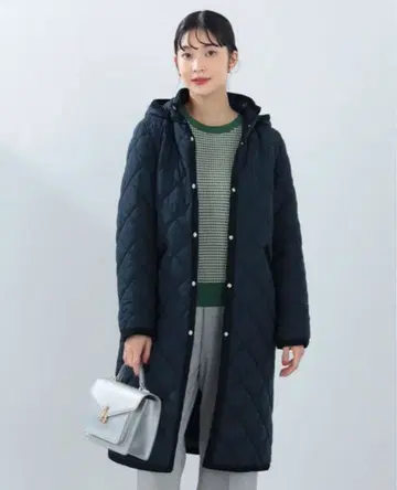 택 포함 새상품 BEAMS HEART 퀼팅 후드 롱 코트