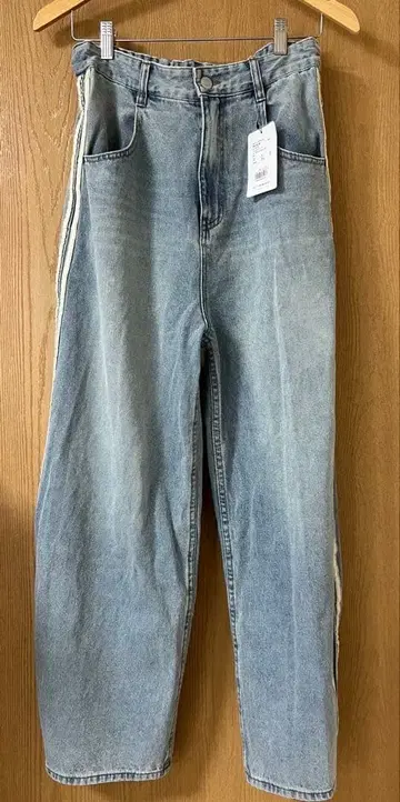 니코앤드 택 포함 새상품 라인 데님 팬츠