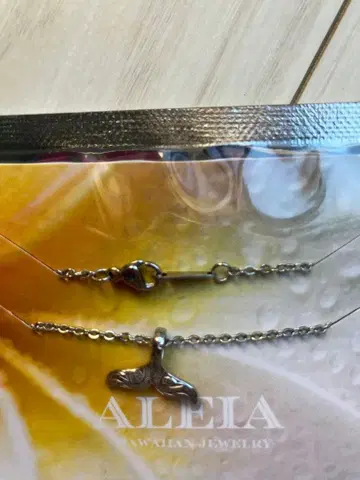 ALEIA 고래 꼬리 목걸이 실버