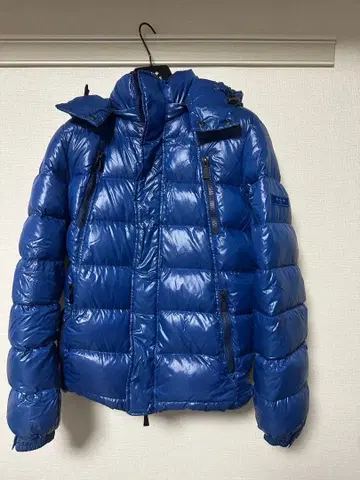 TATRAS 후드 부착 파랑 다운 자켓