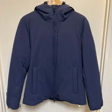 저널 스탠다드 네이비 다운