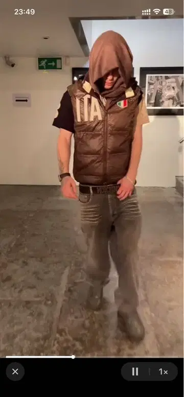 ITA 다운 베스트 SWAG