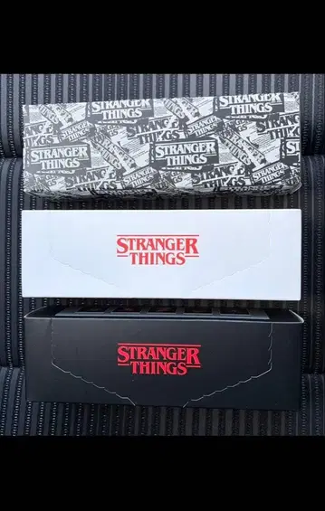 스트레인저 씽스 x 3COINS 콜라보 5가지 패턴 재고 백 3종