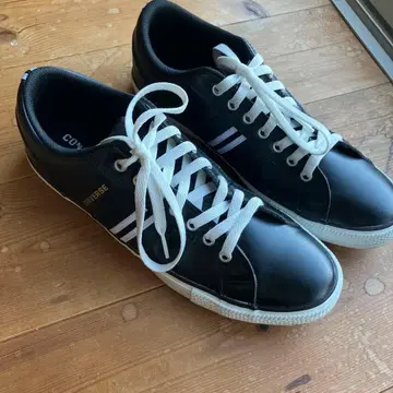 CONVERSE 블랙 스트라이프 스니커즈