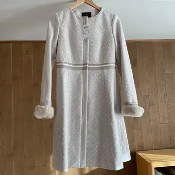 새상품 TOCCA 토카 RIBBON CHECKERBOARD 노카라 코트