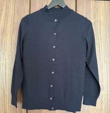 새상품 미사용 앙상블 니트 가디건 울 100% 상의