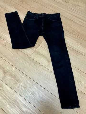 블랙 스키니 데님 팬츠