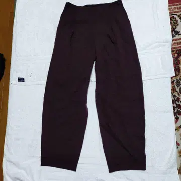 요건 레일 다크 브라운 캐주얼 팬츠