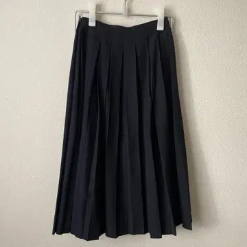 GRAND MAMA DAUGHTER toro 네이비 플리츠 스커트