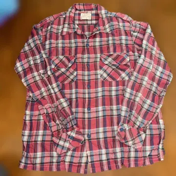 봉쿠라의 빨간색과 파랑색 체크 무늬 오픈 카라 긴팔 셔츠