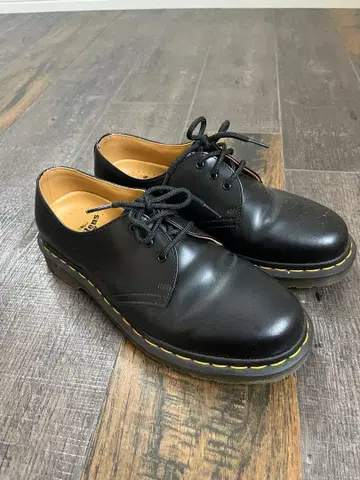 닥터 마틴 블랙 가죽 로퍼