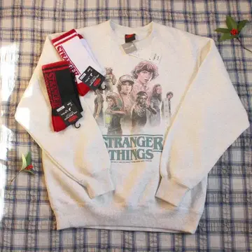 [ 새상품 ] 기묘한 이야기 맨투맨 S 사이즈 삭스 세트 GU