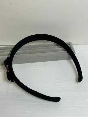 Salvatore Ferragamo 블랙 헤어밴드 K197