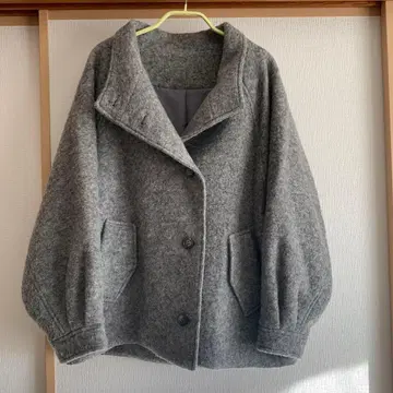 Belle de Jours 코트