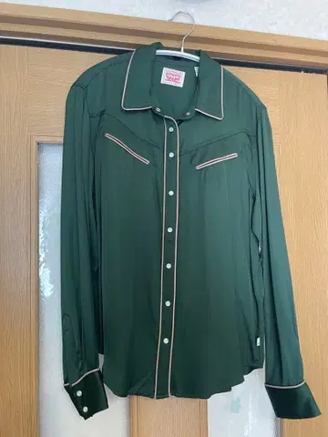 리바이스 그린 셔츠 s 사이즈